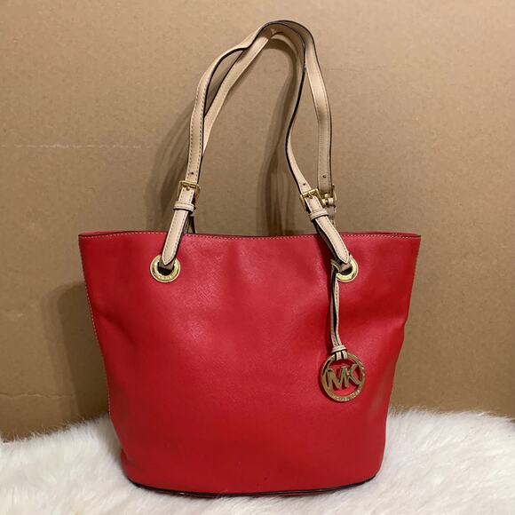 MICHAEL KORS Red Saffiano Leather Medium Size JET SET Tote - Picture 7 of 15